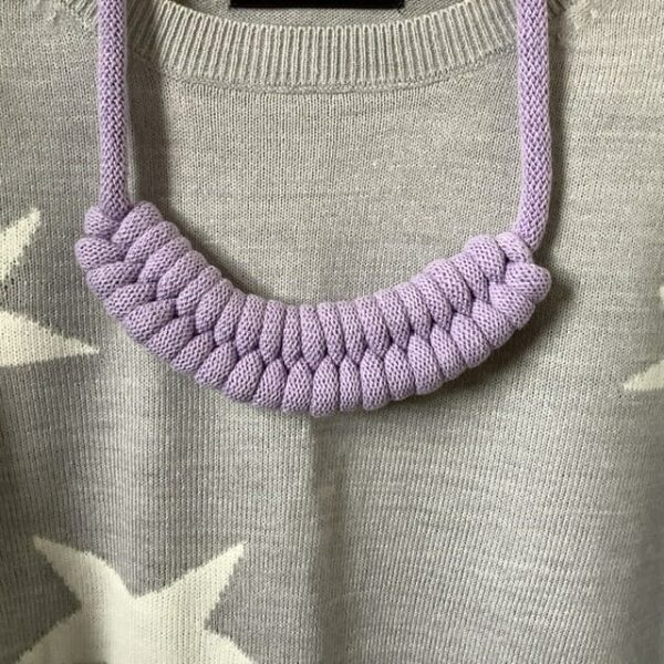 Macrame necklace in lilac