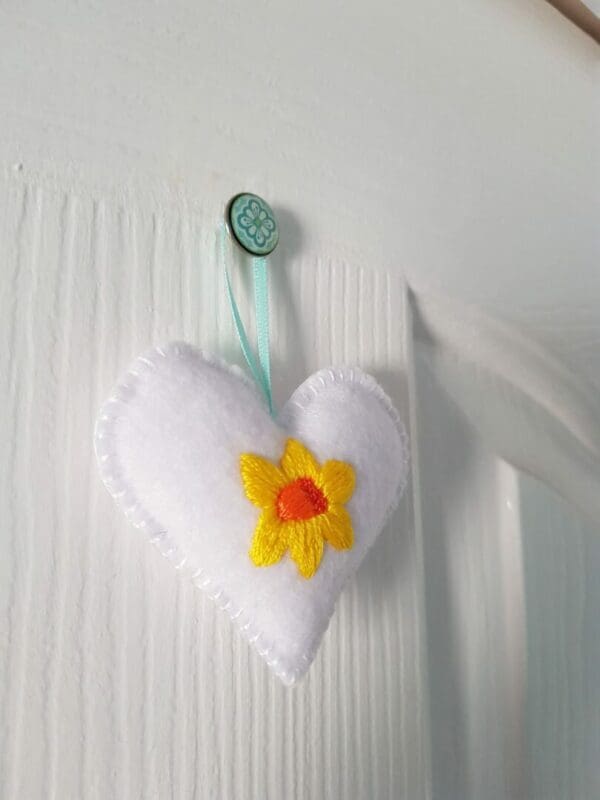 Handmade felt heart decoration with hand embroidered daffodil - Image 5