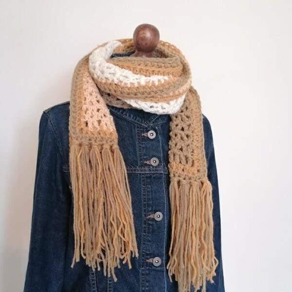 chunky-crocheted-scarf