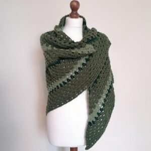 chunky-crocheted-shawl-in-greens