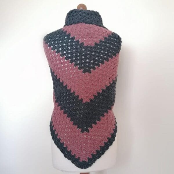 pink-grey-crocheted-shawl