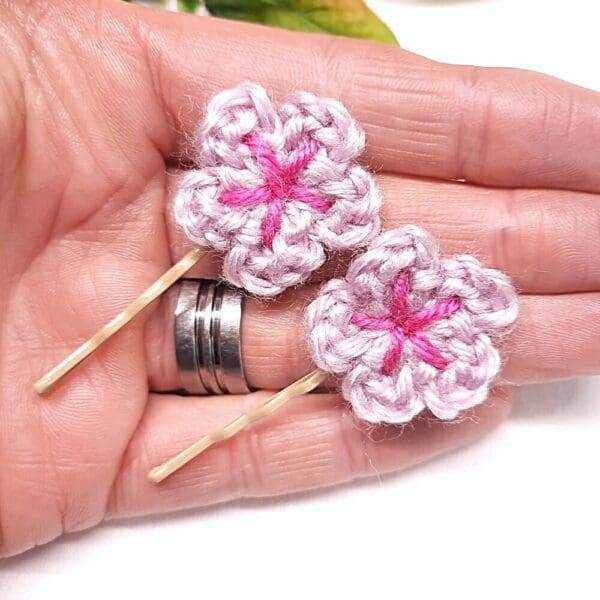 Cute crochet purple flower bobby pins, hair grips