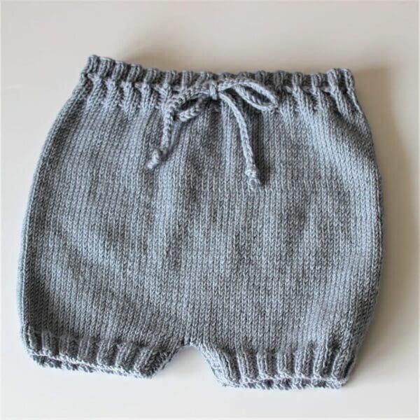 Boy's knitted jumper and shorts set to fit up to 9 months - Image 3