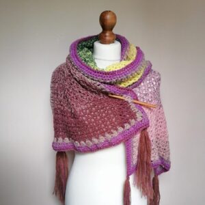 unique-crocheted-scarf-wrap
