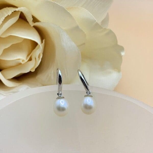 Simple Pearl and Silver drop earrings