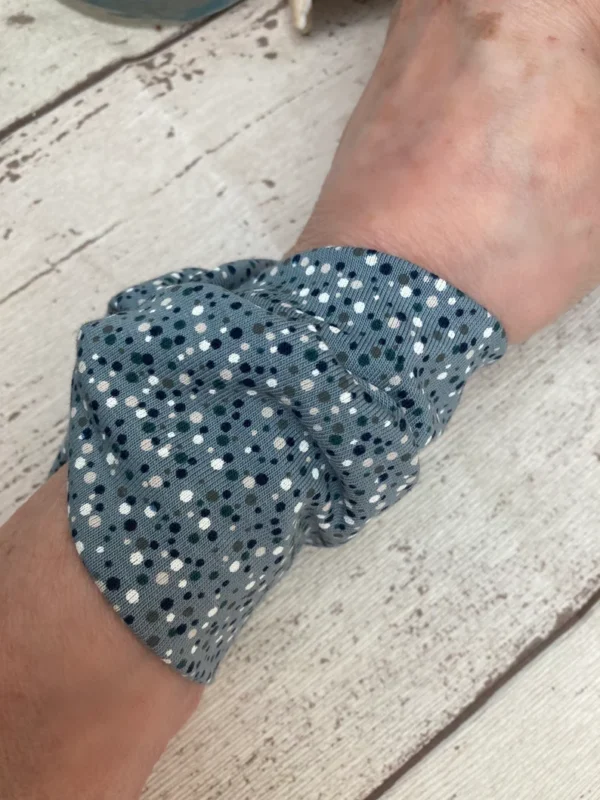 Blue cuff slip on twist bracelet - Image 2