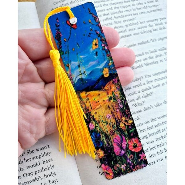 Aluminium bookmark - floral meadow hills bright.