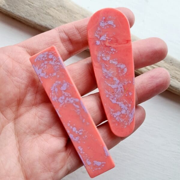 Salmon pink - lilac - resin hair clips