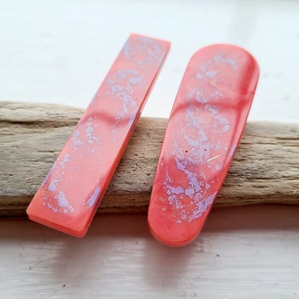 Salmon pink - lilac - resin hair clips