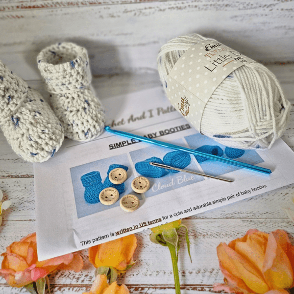 Newborn Baby Booties Crochet Kit - Image 3