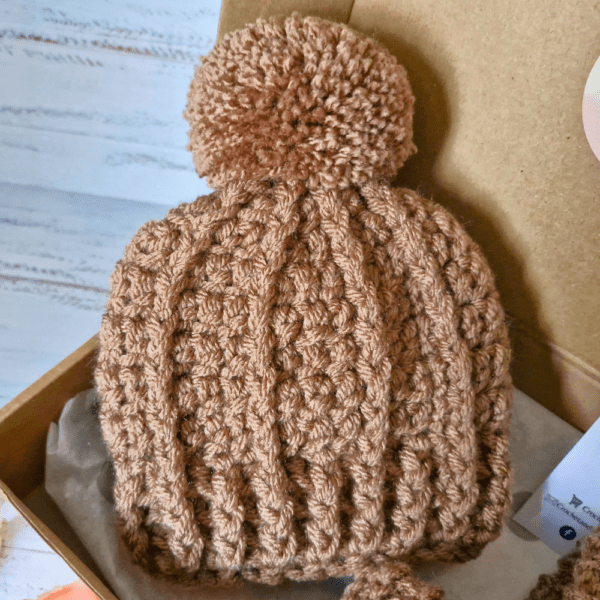 Handmade Crochet Baby Hat & Booties Gift Set - Custom Colours - Image 3