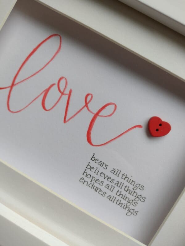 'Love' calligraphy button picture - Image 2