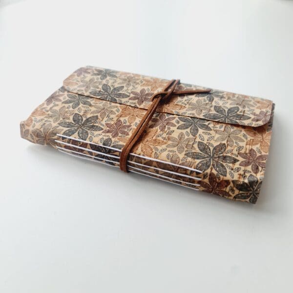 Cork Journal with pretty Flower Print pattern and plain white or lined pages. - Image 3