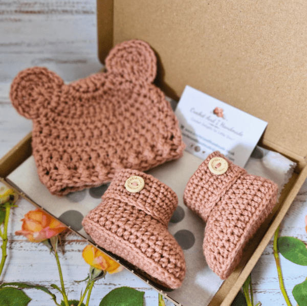 Crochet baby set with teddy hat and booties, sizes newborn to 6 months plus various colours - perfect gift by Crochet And I Handmade