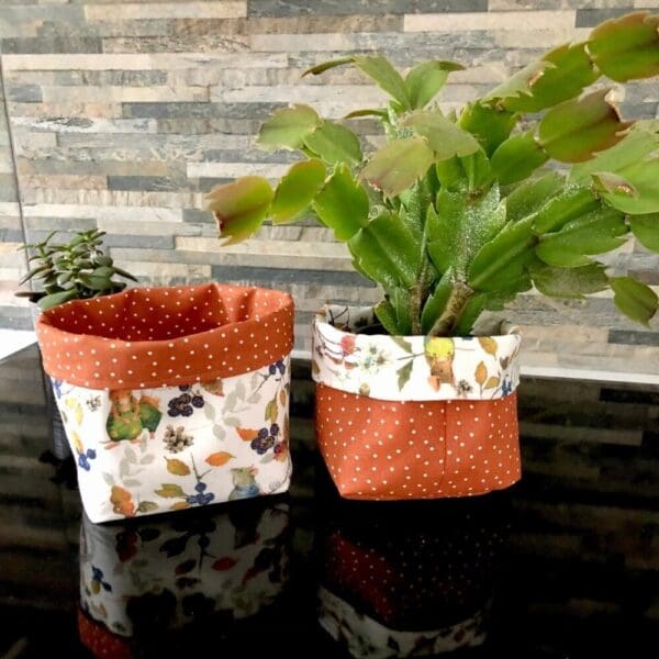 Reversible Fabric Storage Pot in Various Designs - Image 4