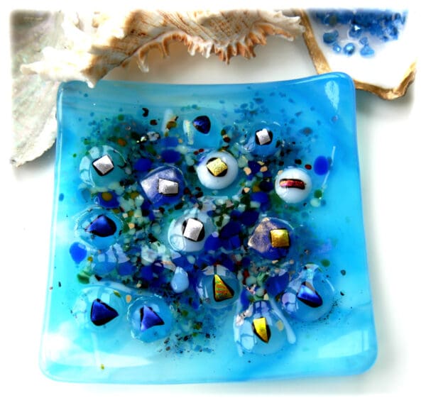 Rockpool Fused Glass Trinket Dish Dichroic 10.5cm - Image 2