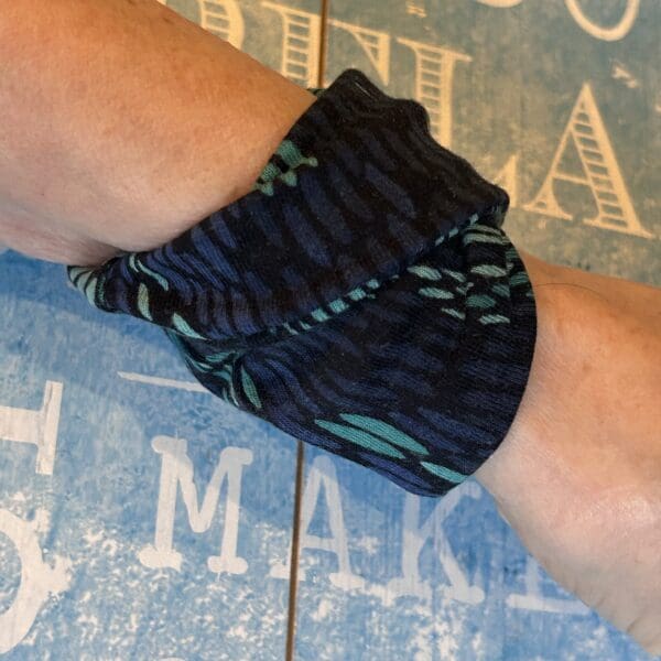 Green slip on stretch bracelet with flat twist repurposed fabric eco friendly - Image 2