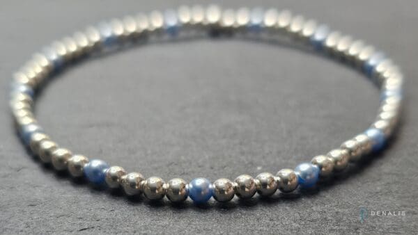 Piera sterling silver bracelet - Pastel blue Swarovski