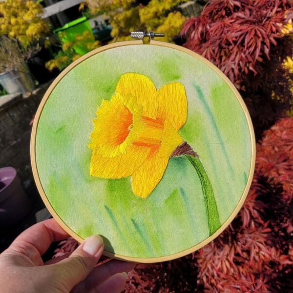 Spring Daffodil hand embroidered 6 inch wall hanging hoop - Image 2