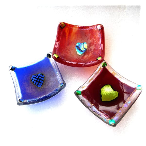 earring ring dishes fused glass heart dichroic decorated