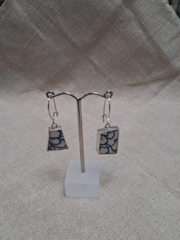 Found pottery earrings - Image 2