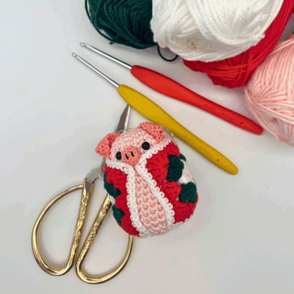 Crochet Pattern to Make A Pig In A Granny Square Blanket Christmas Decoration - Image 4