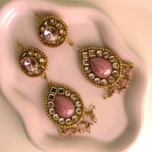 Handmade kundan earrings