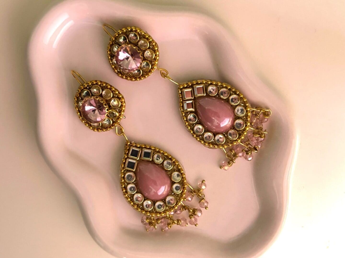 Handmade kundan earrings